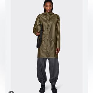 RAINS LONG JACKET IN METALLIC MIST XS